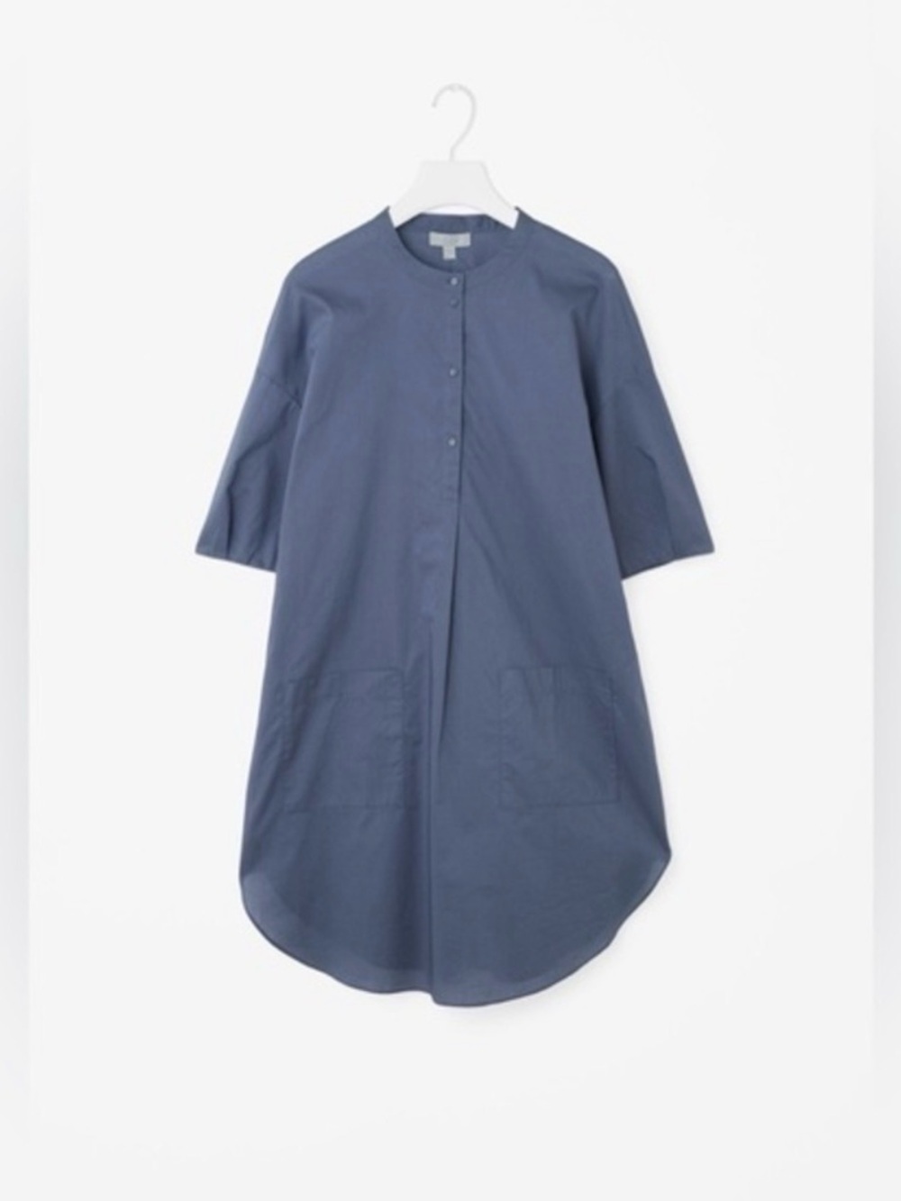 COS Oversized Poplin Tunic Dress Small Blue
Minimalist Scandinavian Chic